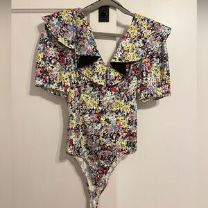 Zara floral bodysuit size XS